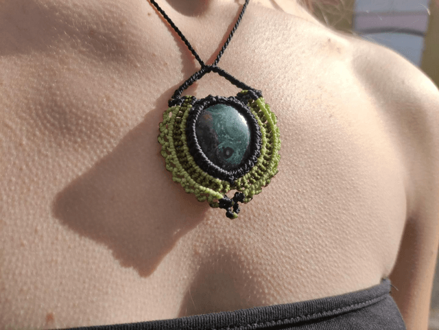 Collier • jaspe kambaba
