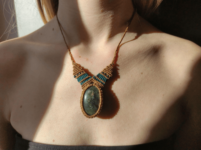 Collier • labradorite