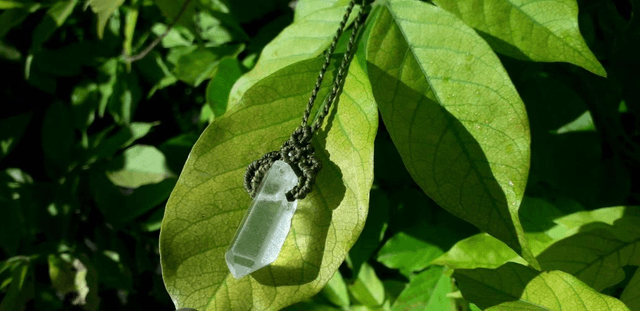 Collier/pendule • cristal de roche