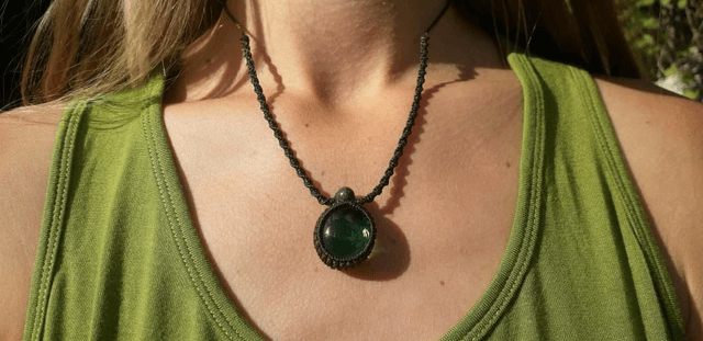 Collier • forêt 🌲