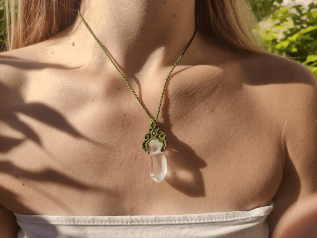 Collier/pendule • cristal de roche