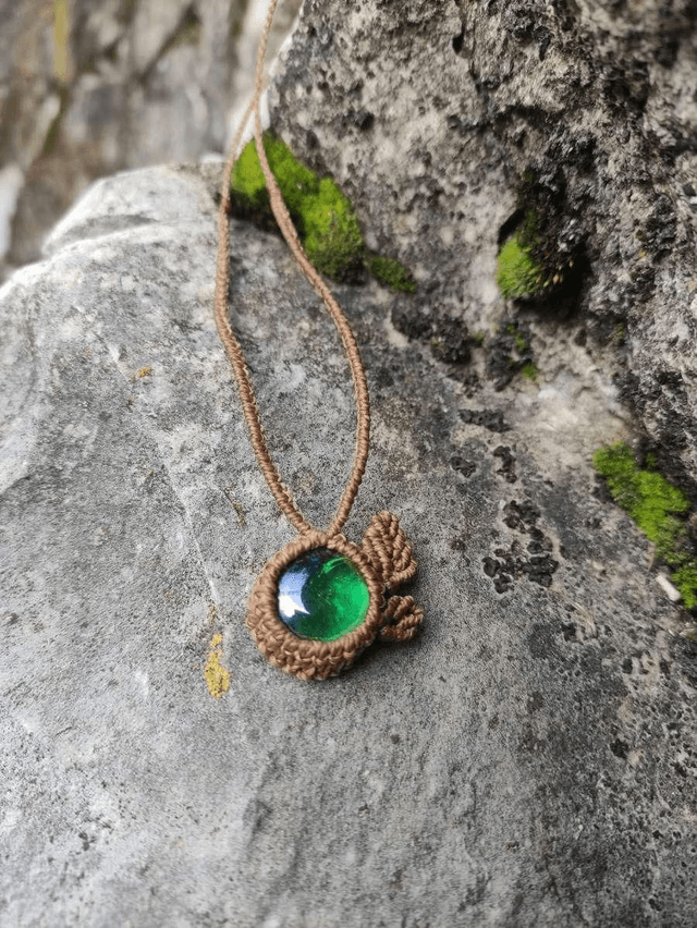 Collier • feuílle 